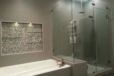 Inspiration for a modern bathroom remodel in Dallas