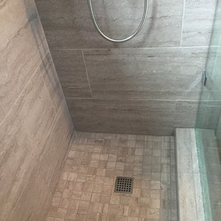 75+ Bäder mit Schieferfliesen und gefliestem Waschtisch Ideen & Bilder