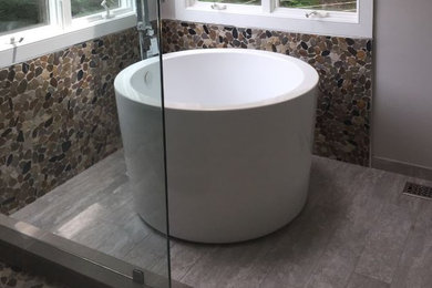 Example of a minimalist master gray tile porcelain tile bathroom design in Richmond