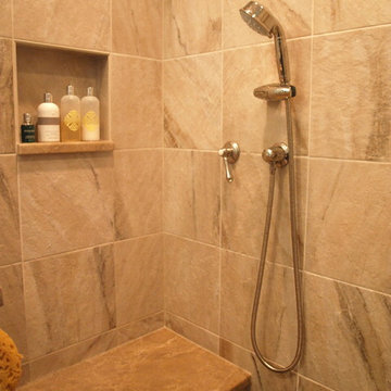 Shower Niche and Bench with Easy Handheld Access