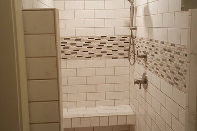 ジャクソンにあるおしゃれな浴室の写真