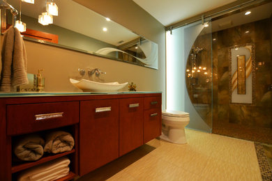 シカゴにあるおしゃれな浴室の写真