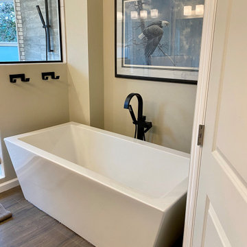 Siler Ridge Master Bath 2019