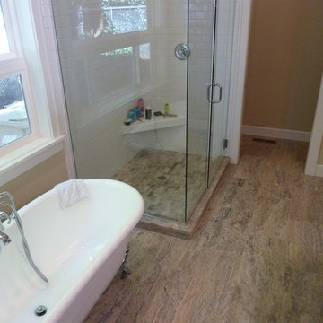Silver 12x24 Vein Cut Travertine Master Bath & Silver Tumbled Mosaic Shower Pan