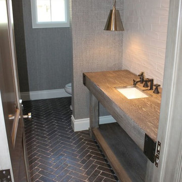 Silverleaf Rustic Bathroom
