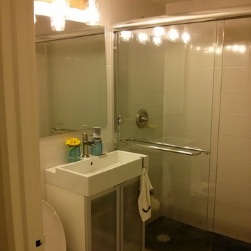 Simple & Tiny Bathroom - After