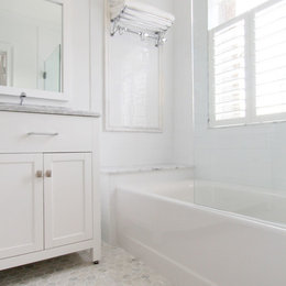 https://www.houzz.com/hznb/photos/simple-yet-elegant-traditional-bathroom-atlanta-phvw-vp~10389588