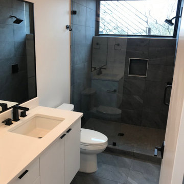 Small bathroom remodel in Austin Tx