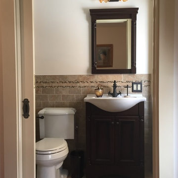 Small Guest Bathroom