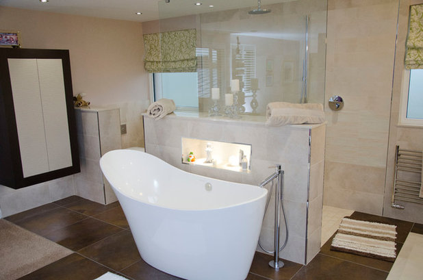 Contemporary Bathroom by Oxford Kitchens Ltd