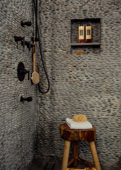 Rustic Bathroom by Dayna Flory Interiors