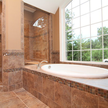 Soaking tub and shower