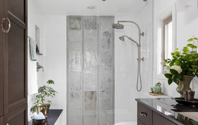 Bathroom of the Week: Dark Cabinets, Shimmery Tile and Seating