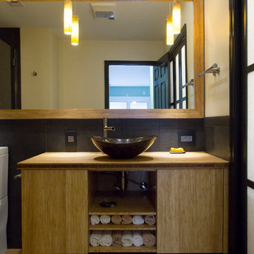 Soothing, High Contrast, Master Bathroom & Laundry