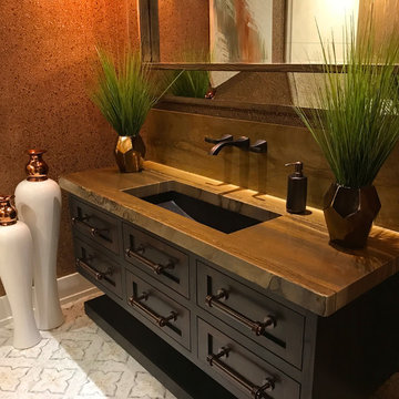 South Beach in Leawood - Bathroom