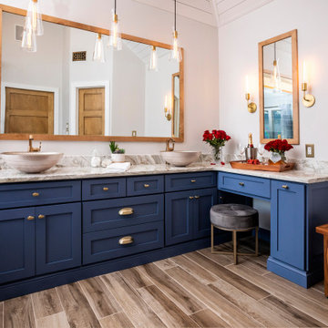75 Bathroom With Blue Cabinets Ideas You Ll Love July 2022 Houzz - Bathroom Remodel With Blue Vanity