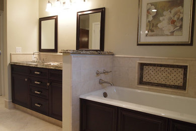 Inspiration for a timeless bathroom remodel in Sacramento