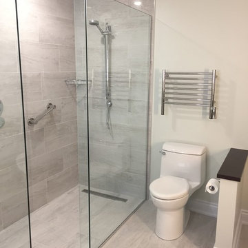 Spacious Master Bathroom in Ottawa