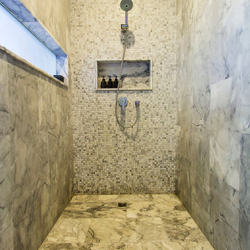 Spacious Shower (Tub to shower conversion)