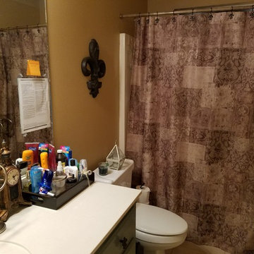 Spare Bathroom Before - Right side of vanity