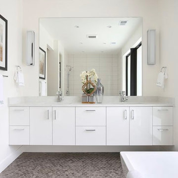St Paul Modern Luxury: Bathroom