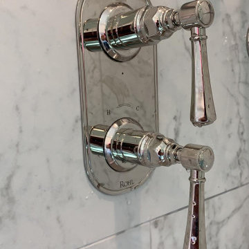 Stainless Steel Bathroom Fixtures for Granite Backsplash