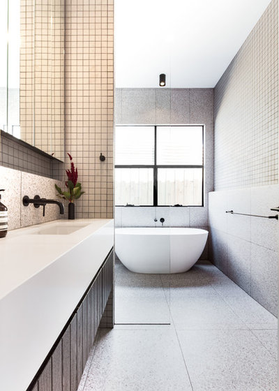 Contemporary Bathroom by AD DESIGN DEVELOP