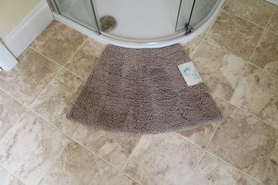 Stone Small Curved Shower Mat - Beige/Brown Bathroom