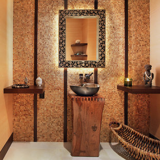 Idee per una stanza da bagno etnica con lavabo a bacinella
