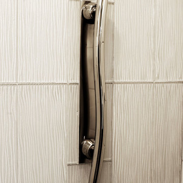 Stylish Curved Grab Bar in Roll In Shower