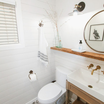 Summercrest - Farmhouse Powder Room