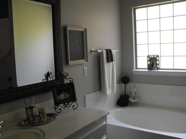 Traditional Bathroom by Susie Harris