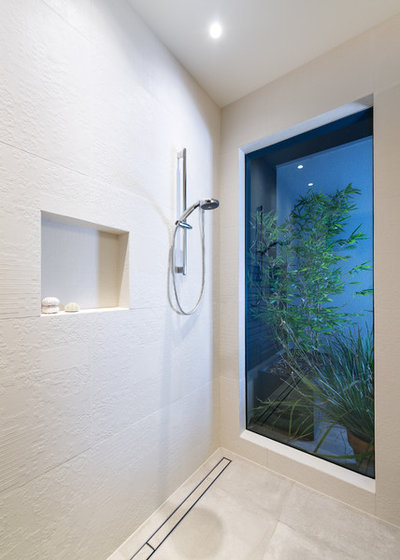 Modern Bathroom by White Pebble Interiors