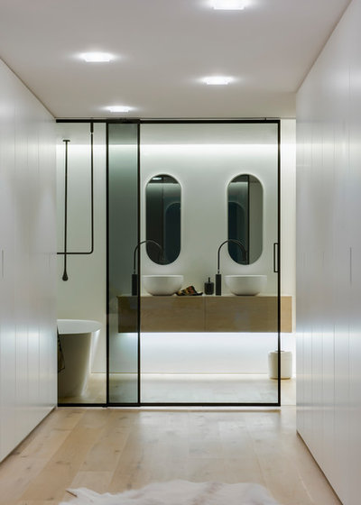 モダン 浴室 by Minosa | Design Life Better