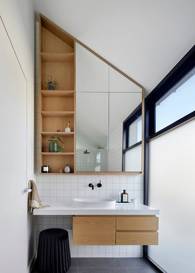 Contemporary Bathroom by Tom Robertson Architects