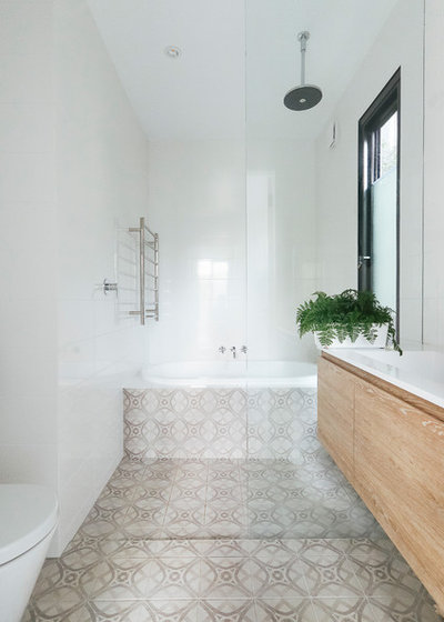Contemporary Bathroom by Emma Holmes Design
