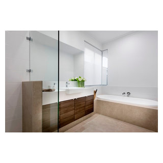 The Phoenix Display - Baldivis - Bathroom - Perth - by Pindan Homes | Houzz