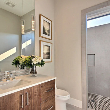 The River's Point : 2019 Clark County Parade of Homes : Guest Bath