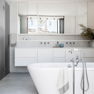 The Rockpool - Master bathroom