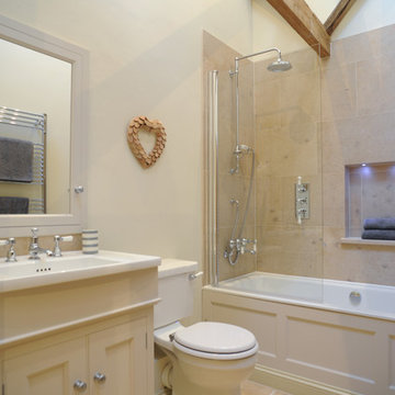The Stables - Family Bathroom