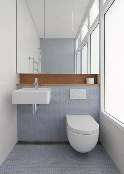 モダン 浴室 by RAW Architects