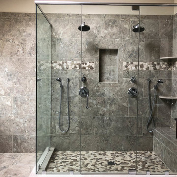 Thornbury Hunt Master Bathroom Double Shower