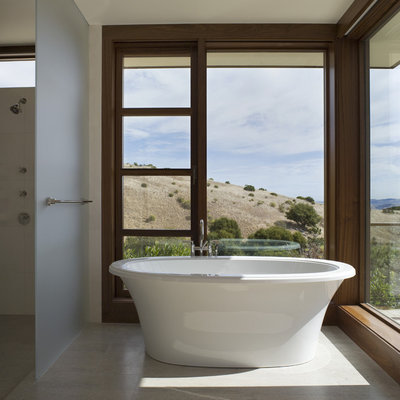 Trendy freestanding bathtub photo in San Francisco