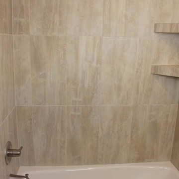 Tiled Bath/Shower Combo