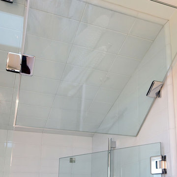 Tilting Glass in steam shower enclosure