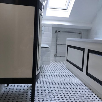 Tiny Art Deco Bathroom