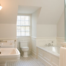 Traditional Bathroom by Heintzman Sanborn Architecture~Interior Design