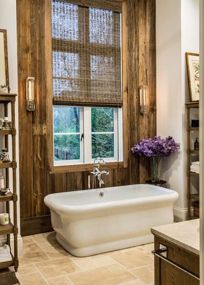 Rustic Bathroom by Pleasant View Construction
