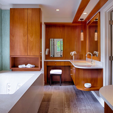 Traditional Architectural Bathroom