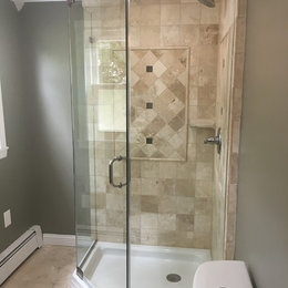 https://www.houzz.com/hznb/photos/traditional-bathroom-frameless-shower-doors-traditional-bathroom-newark-phvw-vp~56888565